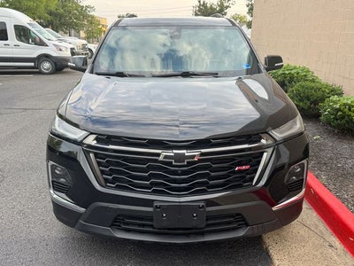 2022 Chevrolet Traverse RS | 2LT | Dual Panel Sunroof | One Owner