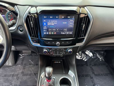 2022 Chevrolet Traverse RS | 2LT | Dual Panel Sunroof | One Owner