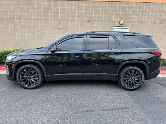 2022 Chevrolet Traverse RS | 2LT | Dual Panel Sunroof | One Owner