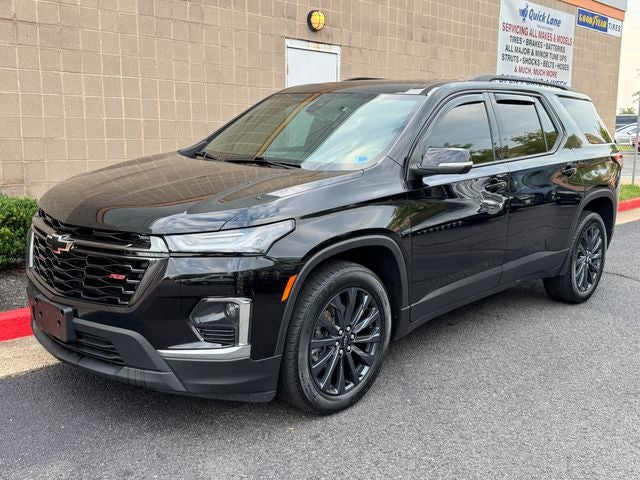 2022 Chevrolet Traverse RS | 2LT | Dual Panel Sunroof | One Owner