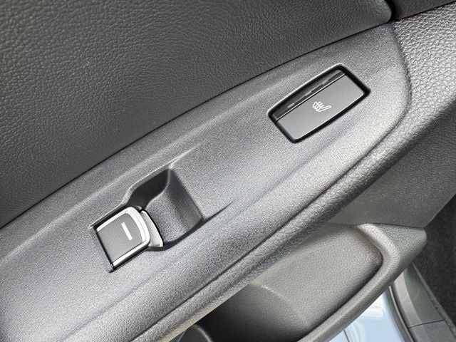 2022 Honda Accord Hybrid Touring | Heated/Cooled Seats | Moonroof | Adaptive Cruise