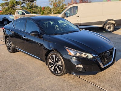 2020 Nissan Altima 2.5 SL | Moonroof | Remote Start | AWD