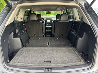 2022 Volkswagen Atlas 3.6L V6 SEL Premium R-Line