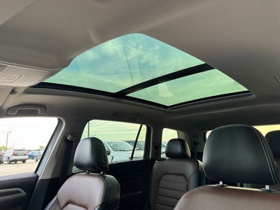 2022 Volkswagen Atlas 3.6L V6 SEL Premium R-Line