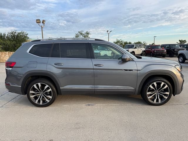 2022 Volkswagen Atlas 3.6L V6 SEL Premium R-Line