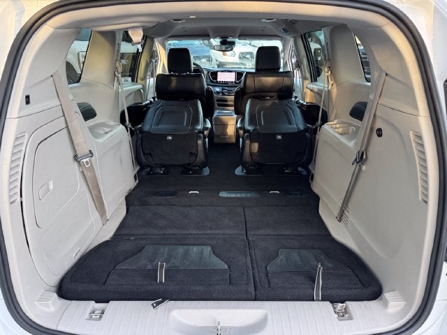 2024 Chrysler Pacifica Hybrid Select | 2nd Row Buckets | 3rd Row Stow and Go