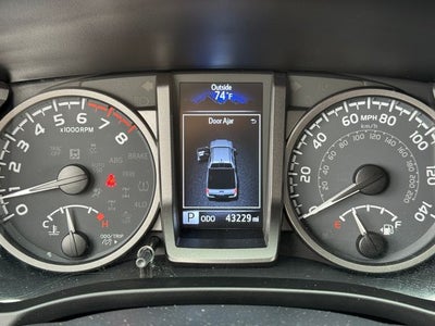 2022 Toyota Tacoma TRD Off-Road V6