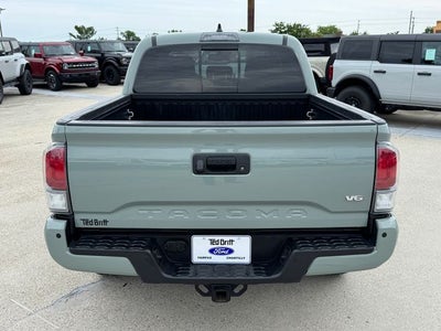2022 Toyota Tacoma TRD Off-Road V6