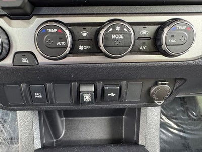 2022 Toyota Tacoma SR5 V6