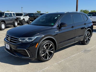 2022 Volkswagen Tiguan 2.0T SEL R-Line | Pano Sunroof | AWD | CarPlay
