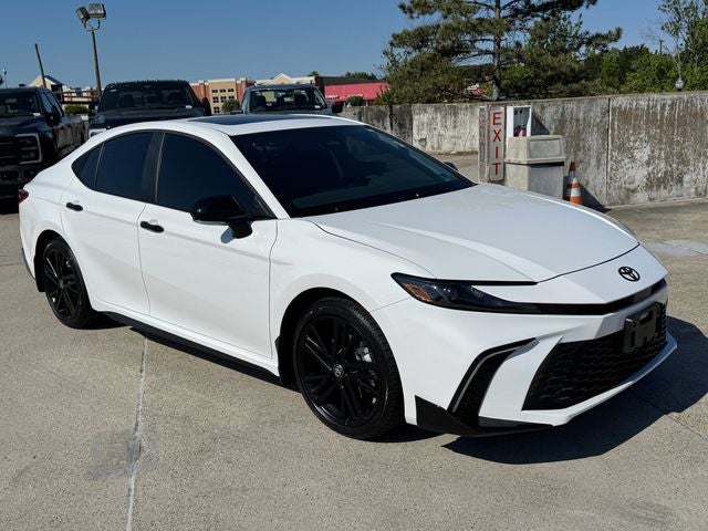 2026 Toyota Camry SE Nightshade | Multimedia Upgrade Pkg. | AWD