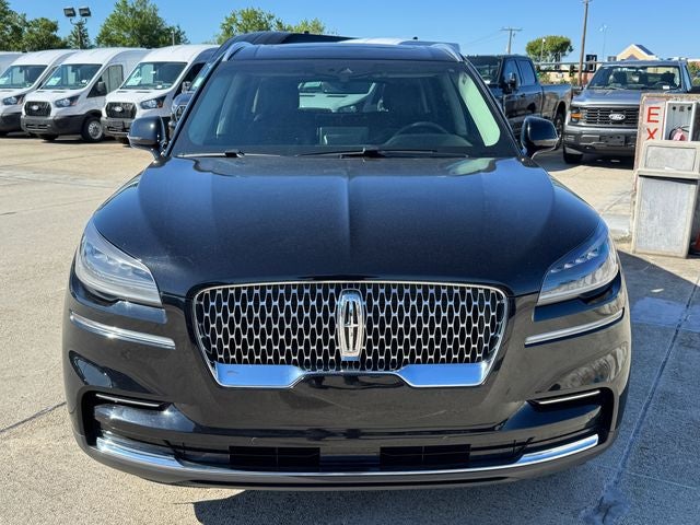 2023 Lincoln Aviator Standard | Premium Pkg. | Navigation | AWD