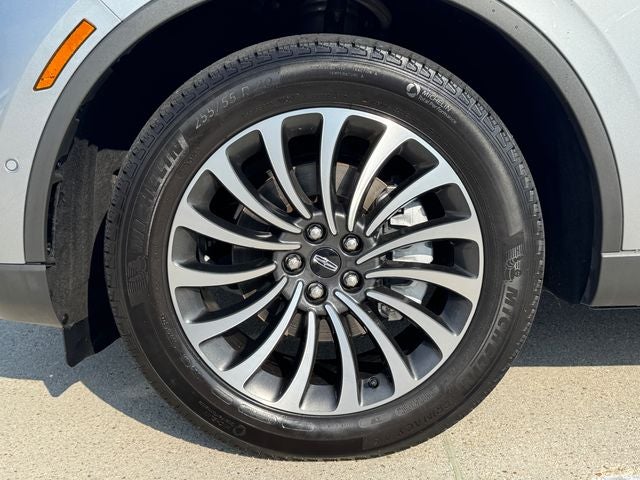 2023 Lincoln Aviator Reserve | Luxury Pkg | Illumination Pkg | Elements pkg