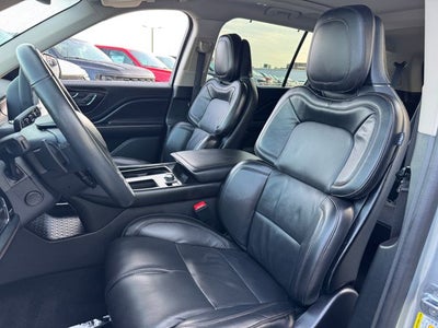 2023 Lincoln Aviator Reserve | Luxury Pkg | Illumination Pkg | Elements pkg