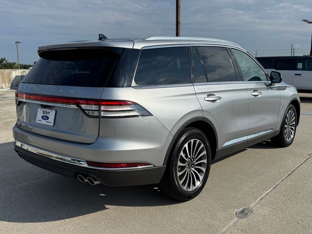 2023 Lincoln Aviator Reserve | Luxury Pkg | Illumination Pkg | Elements pkg