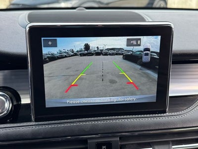 2022 Lincoln Corsair Standard | Premium Pkg. | Pano Roof | Nav | AWD