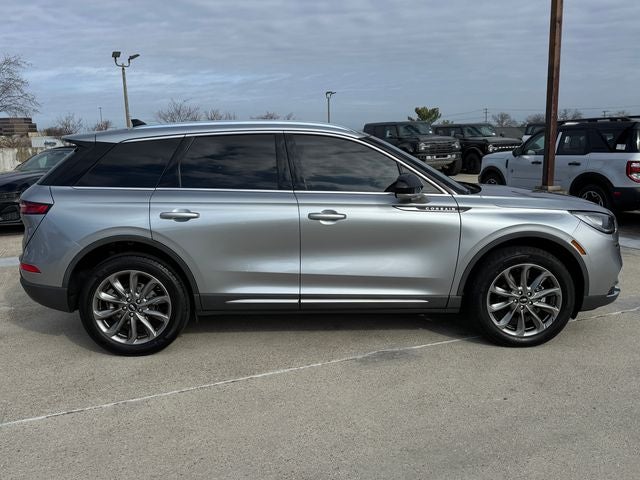 2022 Lincoln Corsair Standard | Premium Pkg. | Pano Roof | Nav | AWD