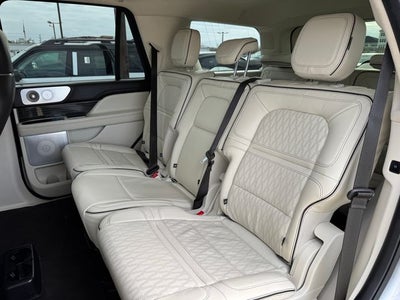 2022 Lincoln Navigator Black Label | HD Tow Pkg. | Pano Roof | 4WD