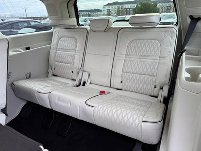 2022 Lincoln Navigator Black Label | HD Tow Pkg. | Pano Roof | 4WD