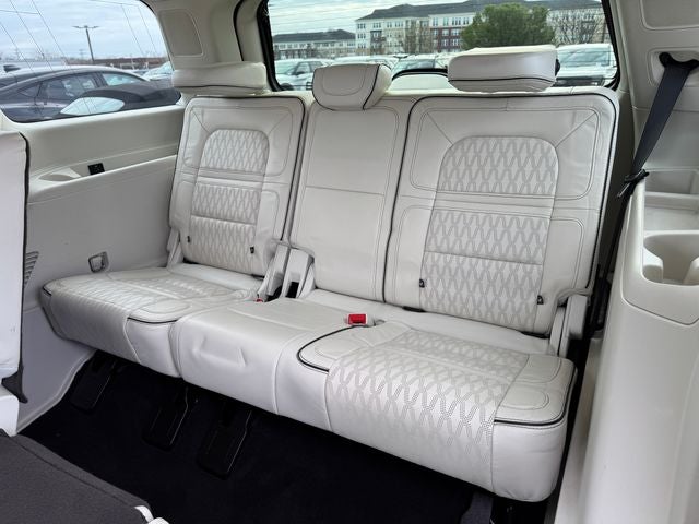 2022 Lincoln Navigator Black Label | HD Tow Pkg. | Pano Roof | 4WD