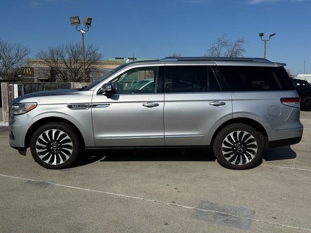 2022 Lincoln Navigator Black Label