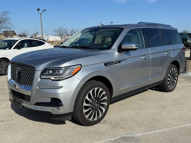 2022 Lincoln Navigator Black Label