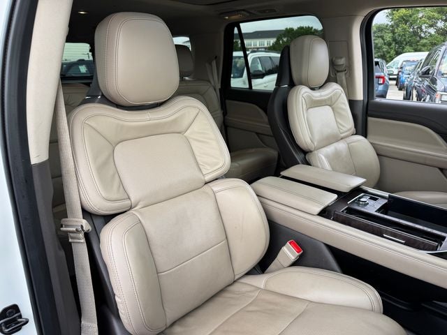 2023 Lincoln Navigator L Reserve | 22" Wheels | Wireless CarPlay | 4WD
