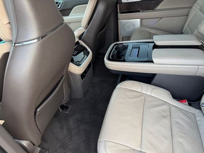 2022 Lincoln Navigator L Reserve | 2nd Row Captains | Luxury Pkg