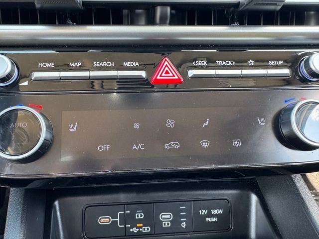 2025 Hyundai Tucson SEL | AWD | Heated Seats | Apple Carplay | One Owner