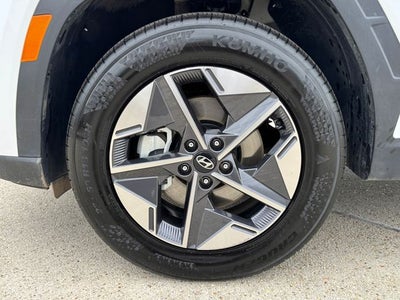 2026 Hyundai Tucson SEL | Heated Seats | CarPlay/Android Auto | AWD
