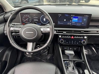 2025 Hyundai Tucson SEL Convenience | Wireless CarPlay | Nav | Moonroof