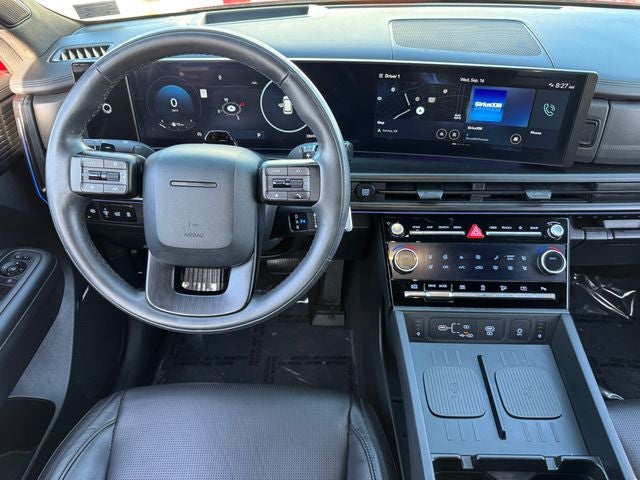 2025 Hyundai Santa Fe Calligraphy | 2nd Row Buckets | Heated/Cooled Seats