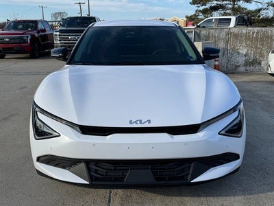 2025 Kia EV6 Light | Wireless CarPlay | Heated Seats | Navigation | A