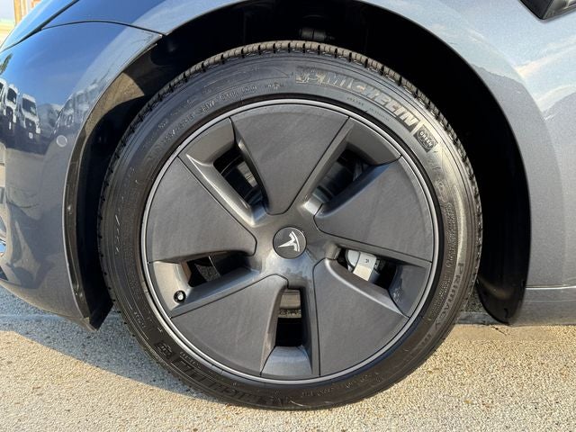 2022 Tesla Model 3 Long Range | AWD