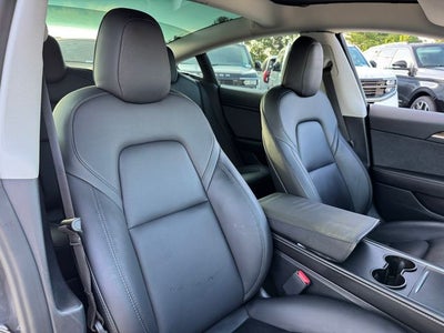 2022 Tesla Model 3 Long Range | AWD