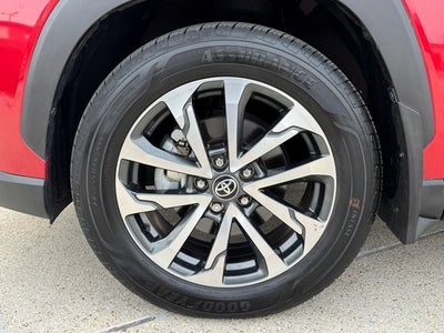 2023 Toyota Corolla Cross XLE | Moonroof | Navigation | AWD