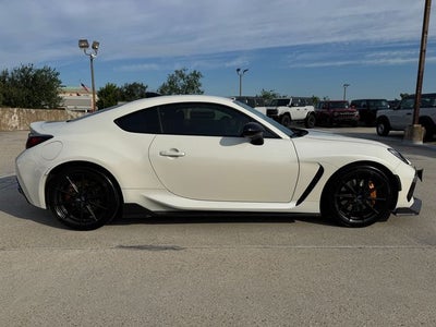 2024 Subaru BRZ tS