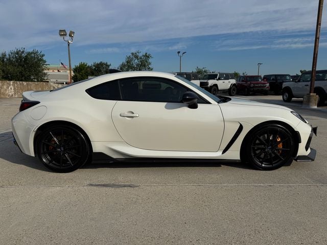 2024 Subaru BRZ tS