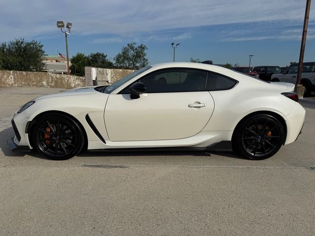 2024 Subaru BRZ tS