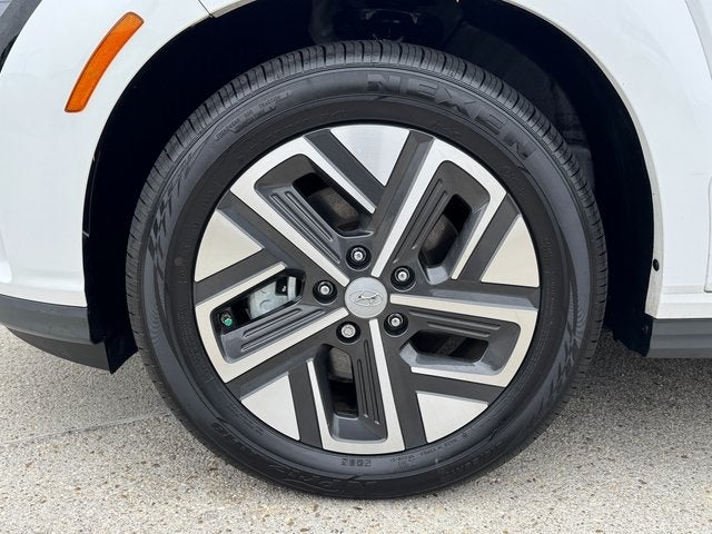 2023 Hyundai Kona Electric SE