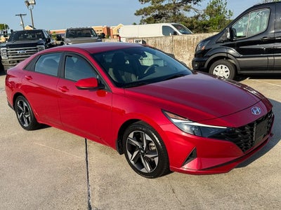2023 Hyundai Elantra SEL | Convenience Pkg. | Smart Cruise Control | Nav