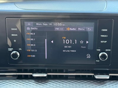 2022 Kia Carnival LXS | 8 Passenger | Heated Seats