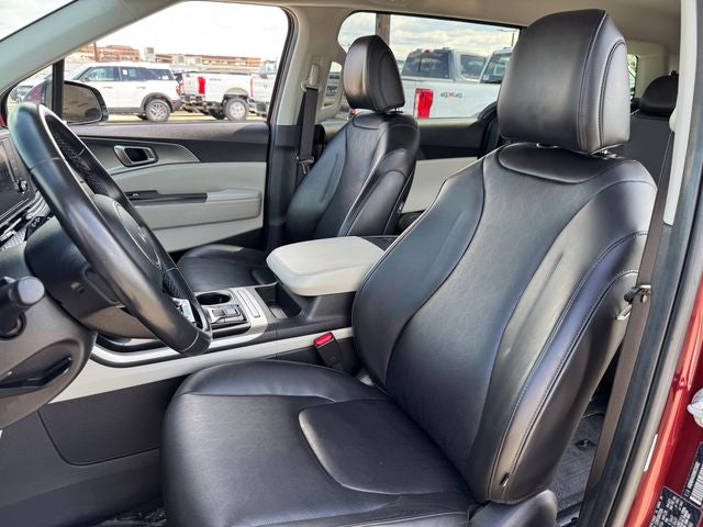 2022 Kia Carnival LXS | 8 Passenger | Heated Seats