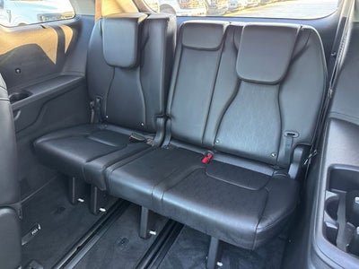 2025 Kia Carnival Hybrid SX | Pano Moonroof | Dark Edition Pkg |