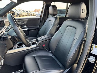 2023 Mercedes-Benz GLB GLB 250 4MATIC® | Premium Pkg | Heated Seats | Carplay