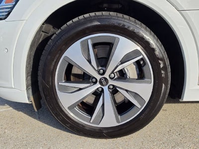 2024 Audi Q8 e-tron Premium Plus quattro