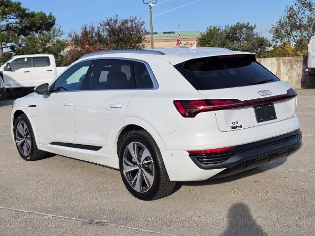 2024 Audi Q8 e-tron Premium Plus quattro