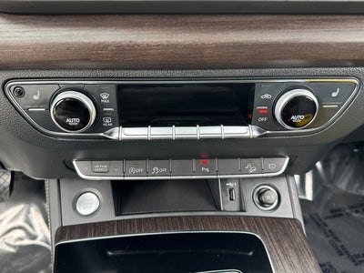 2024 Audi Q5 45 S line Premium quattro