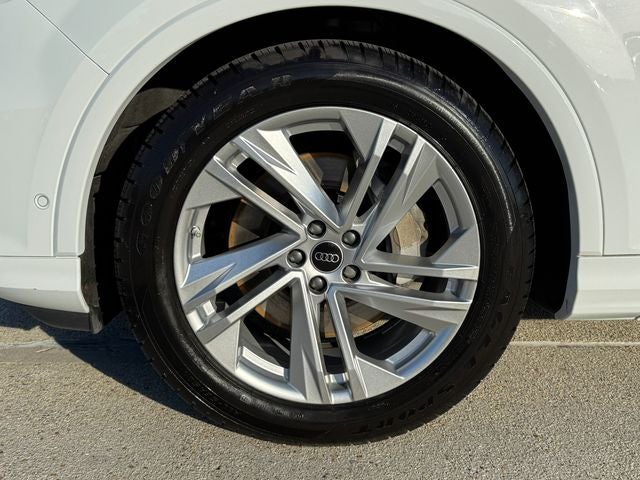 2023 Audi Q7 55 Prestige quattro