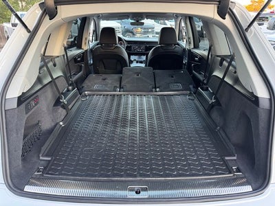 2023 Audi Q7 55 Prestige quattro